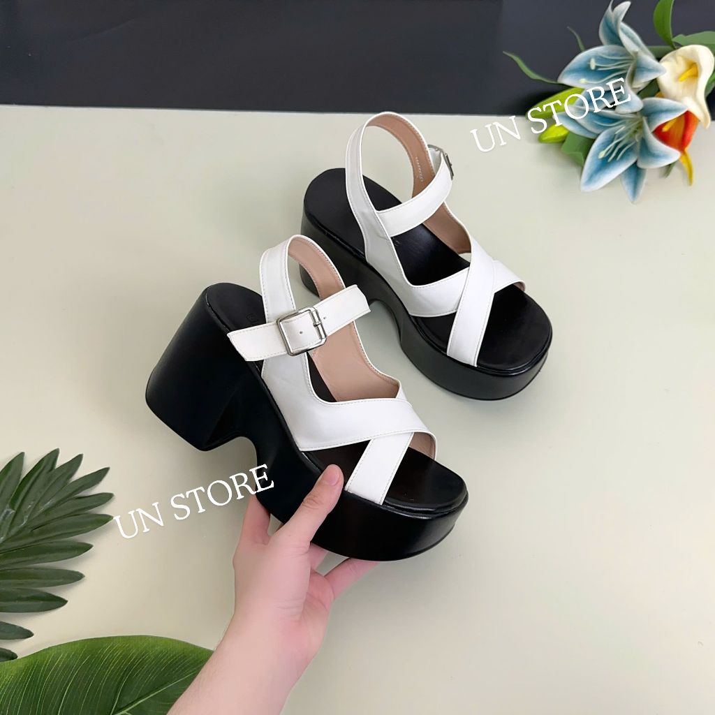 Dép sandal xuồng đế bằng nữ quai hậu cao 10 phân tăng chiều cao Un Store USD078