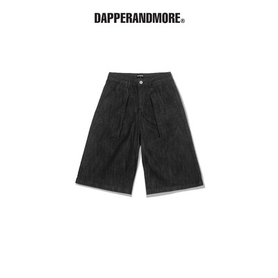 Quần Short Jeans DAPPERANDMORE "RAW DENIM JORT PLEAT" Form Lửng Xếp Ly - Đen