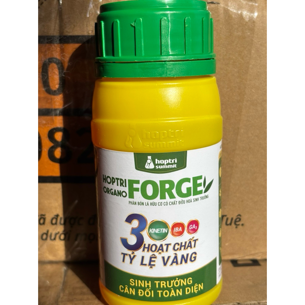 Forge 250ML Hợp trí: Đều hoà sinh trưởng bằng hữu cơ, to trái đi đọt