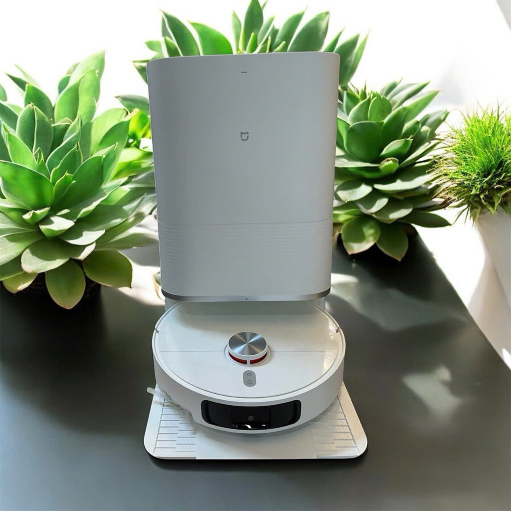 Robot Xiaomi M40 tự đổ rác, giặt và sấy giẻ