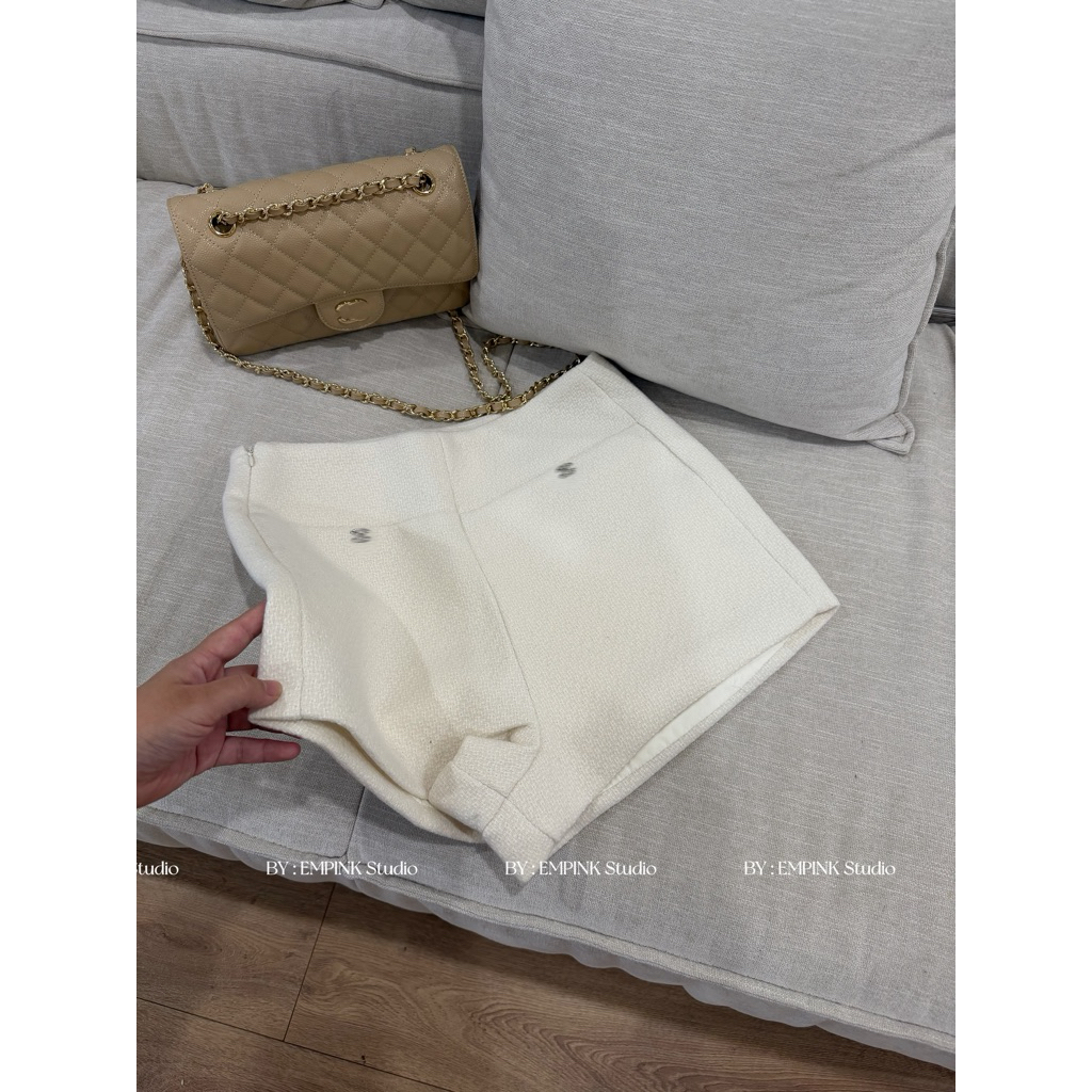 EMPINK STUDIO / Quần sooc dạ tag chà neo form ôm cạp cao