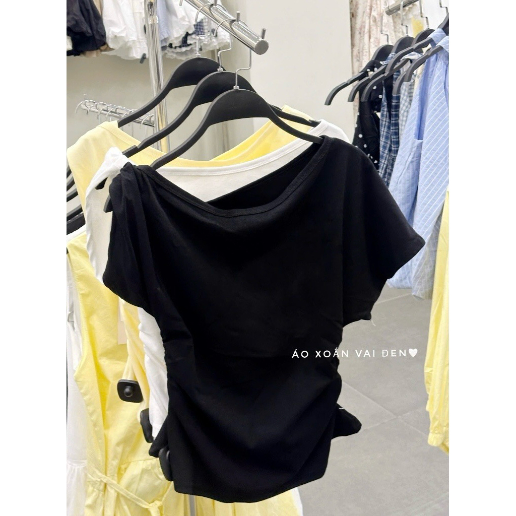 Áo xoắn tay lệch vai Oldschool đen