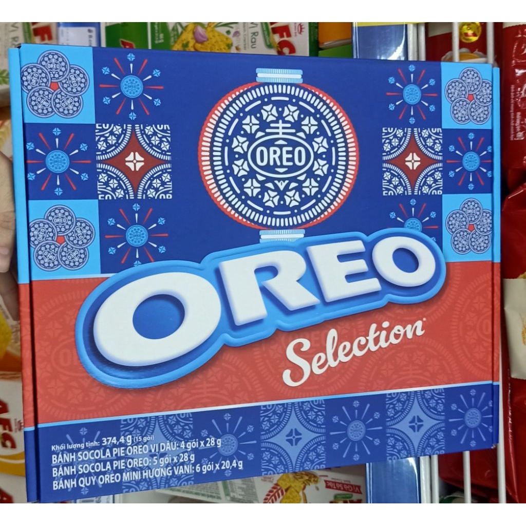 [DATE MỚI] Tết Sum Vầy - Hộp quà Oreo Selection là phiên bản đặc biệt dành cho Tết, 374.4g (Tv/B1)