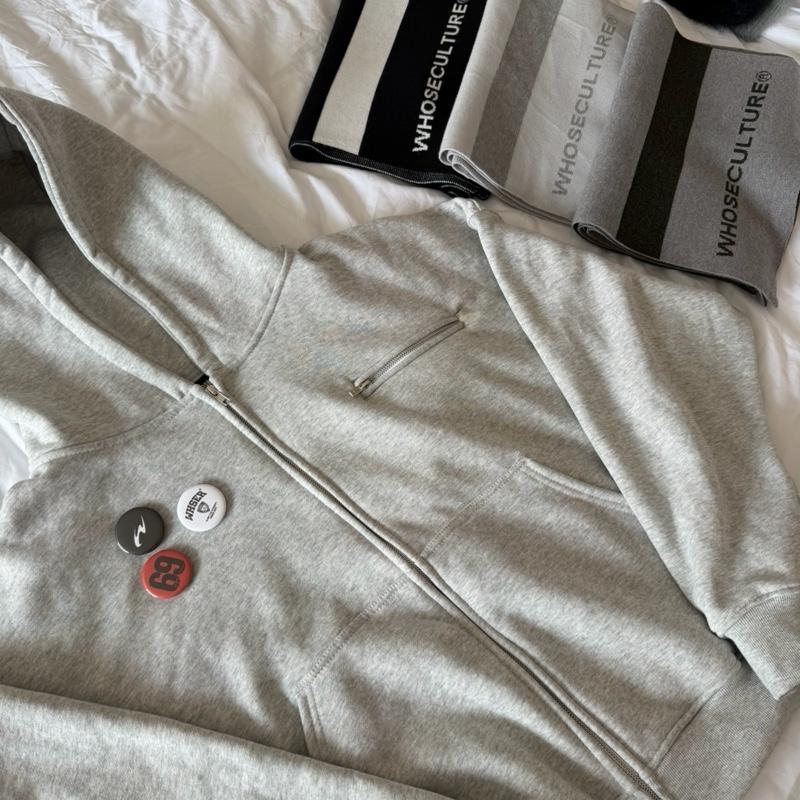 [DEAL MỞ BÁN] BADGE HOODIE ZIP - Áo khoác nỉ bông pin cài dây kéo kim loại (Có túi trong) Whose Stud