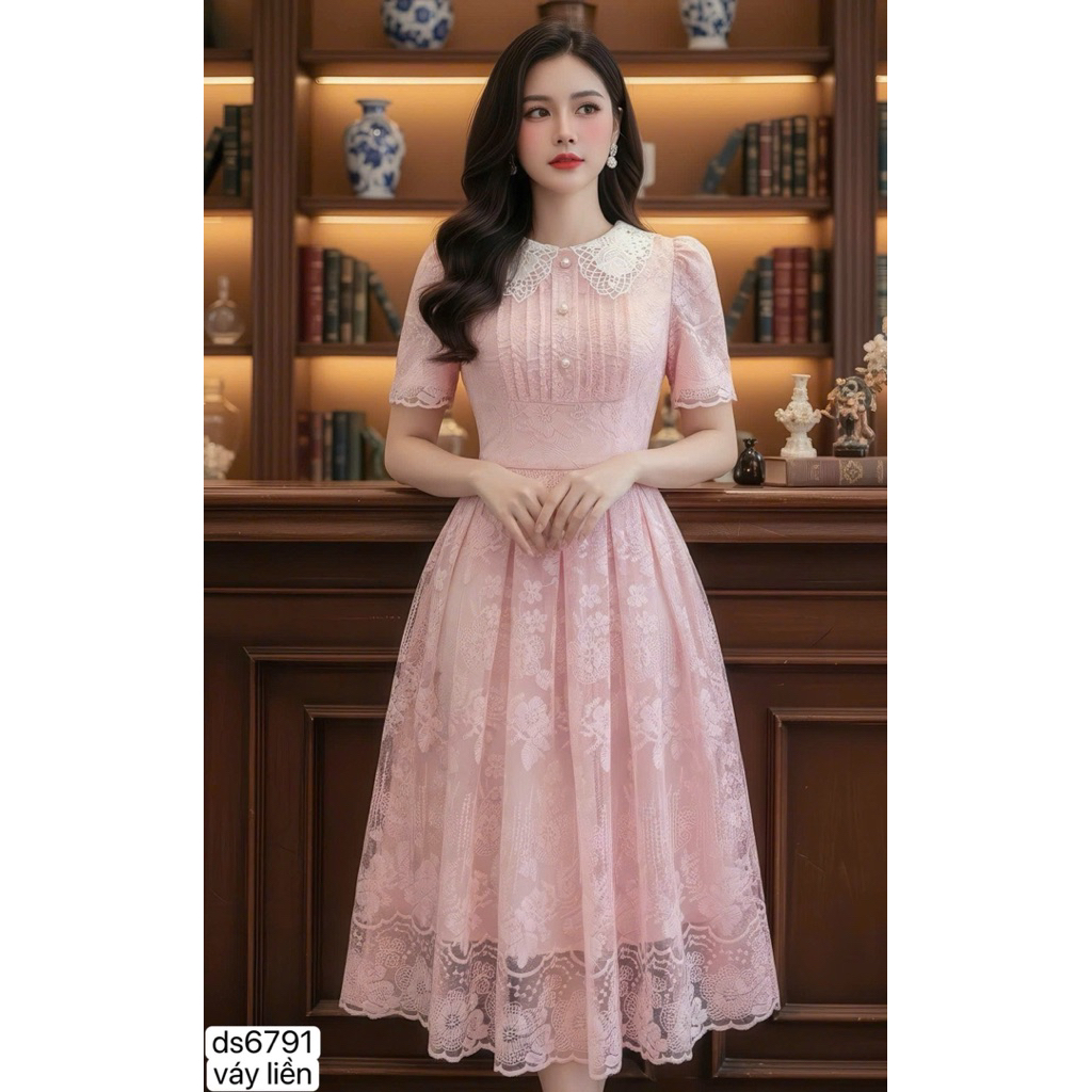 ds6791 Váy thiết kế ren hồng tiểu thư, cổ sen nữ tính, chính hãng DVC cao cấp