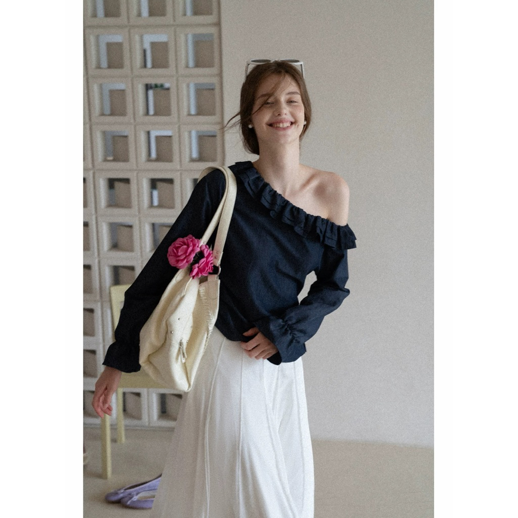 ÁO LỆCH VAI EGGKA