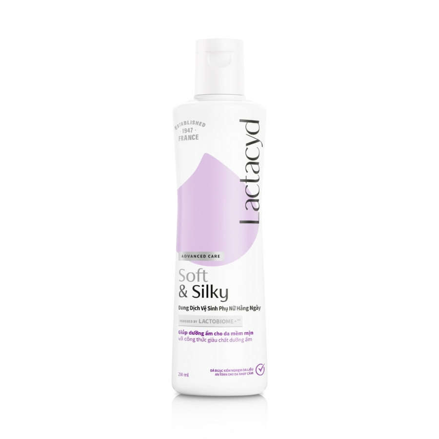 Dung dịch vệ sinh LACTACYD soft & silky