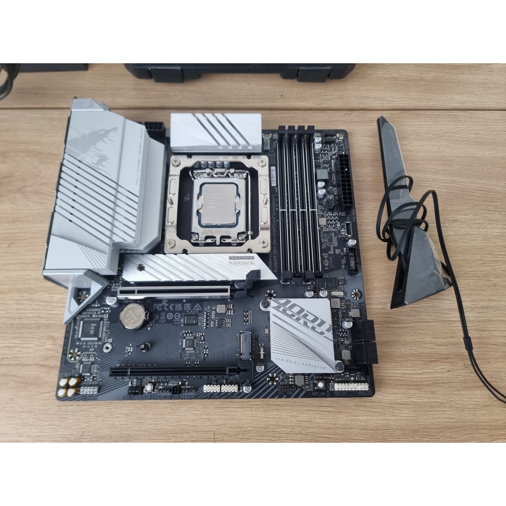 MAIN ASUS B660-A ROG STRIX WIFI D4 LIKE NEW