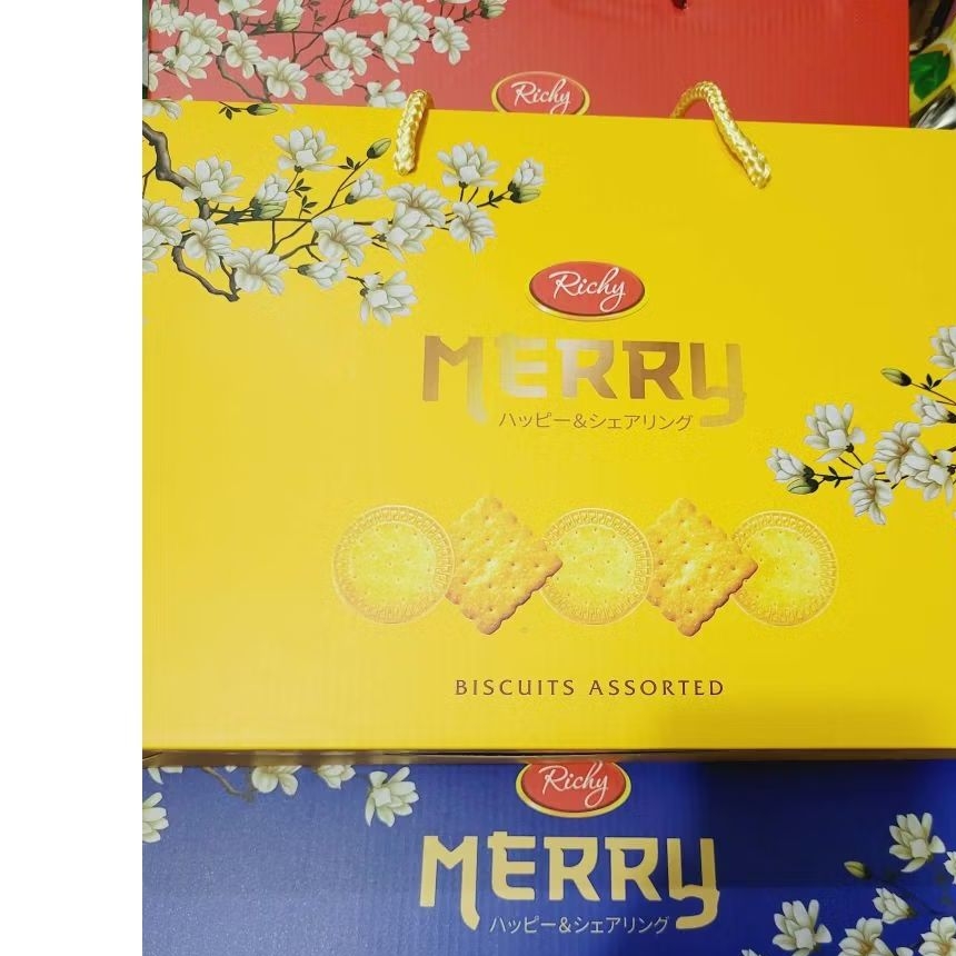 Bánh quy sữa Merry Richy quai xách 412g