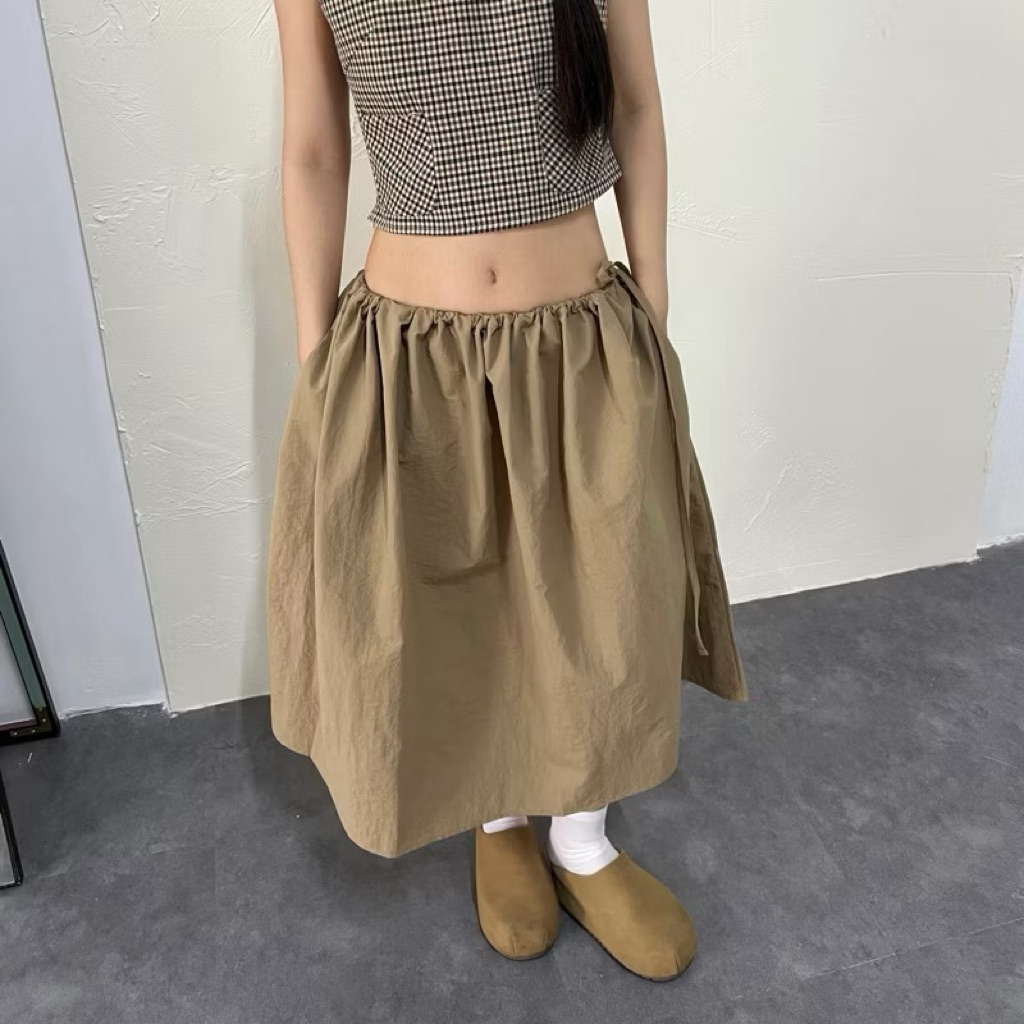 ACHIEVE PEACE - Chân váy vải dù dáng dài lửng Moca Skirt