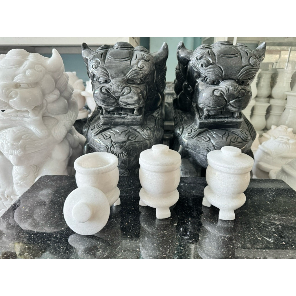 Ly nước , chung nước , hũ muối gạo , đá trắng tự nhiên nguyên khối