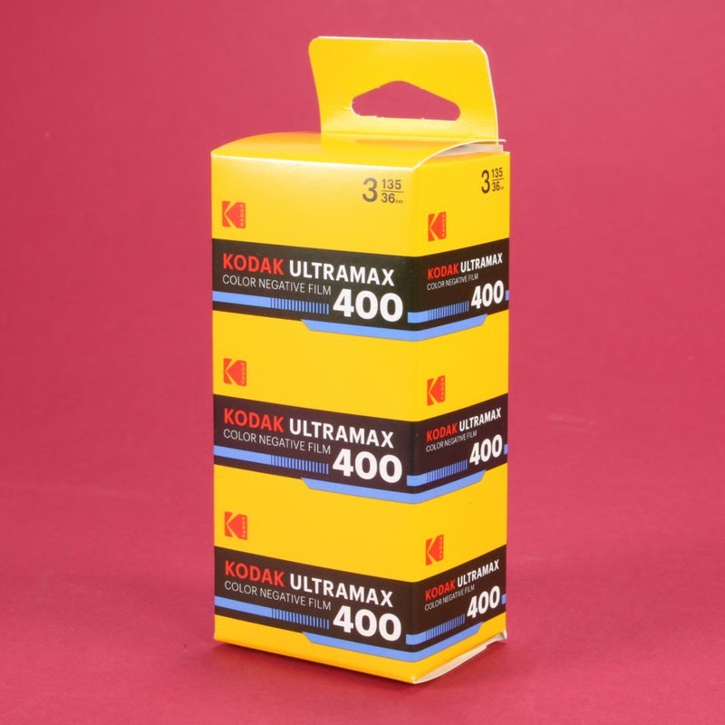 Film máy ảnh KODAK UltraMax 400 bản mới date 2027