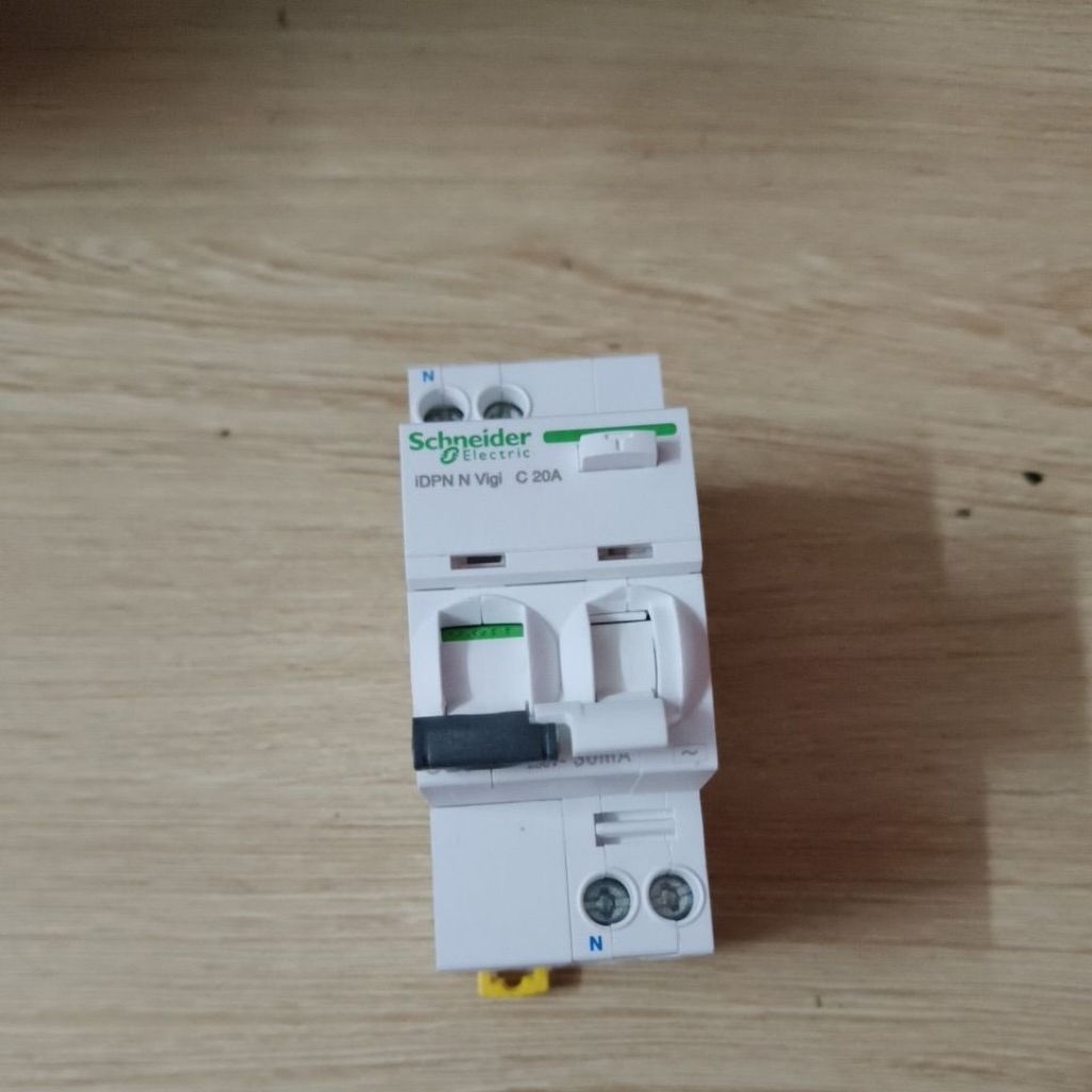 RCBO Schneider 20A 30mA, A9D31620