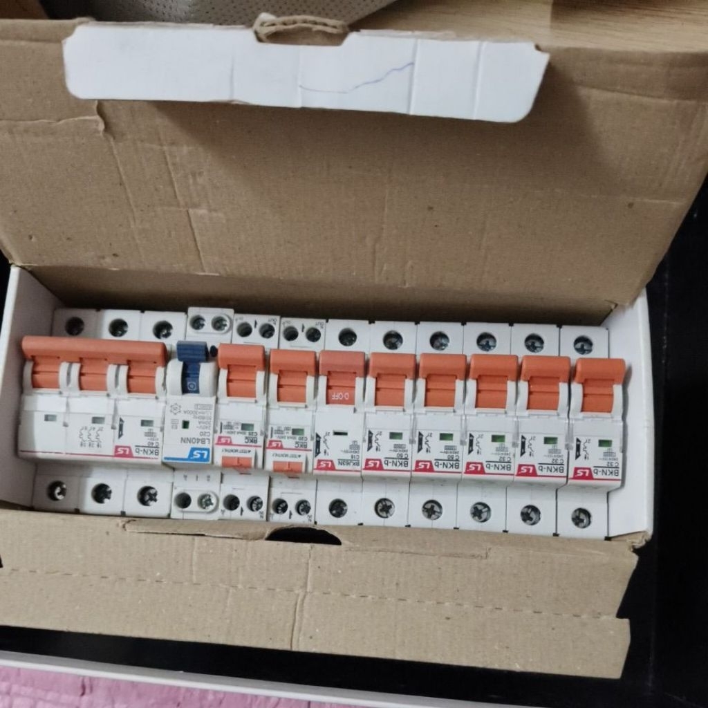 CB C32 LS, MCB LS 32A