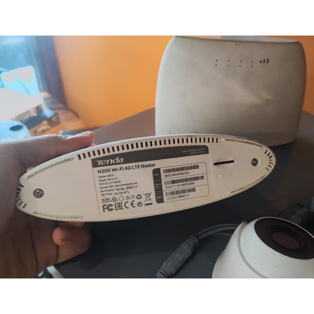 (Hàng cũ) Bộ phát wifi gắn sim 4G LTE Tenda