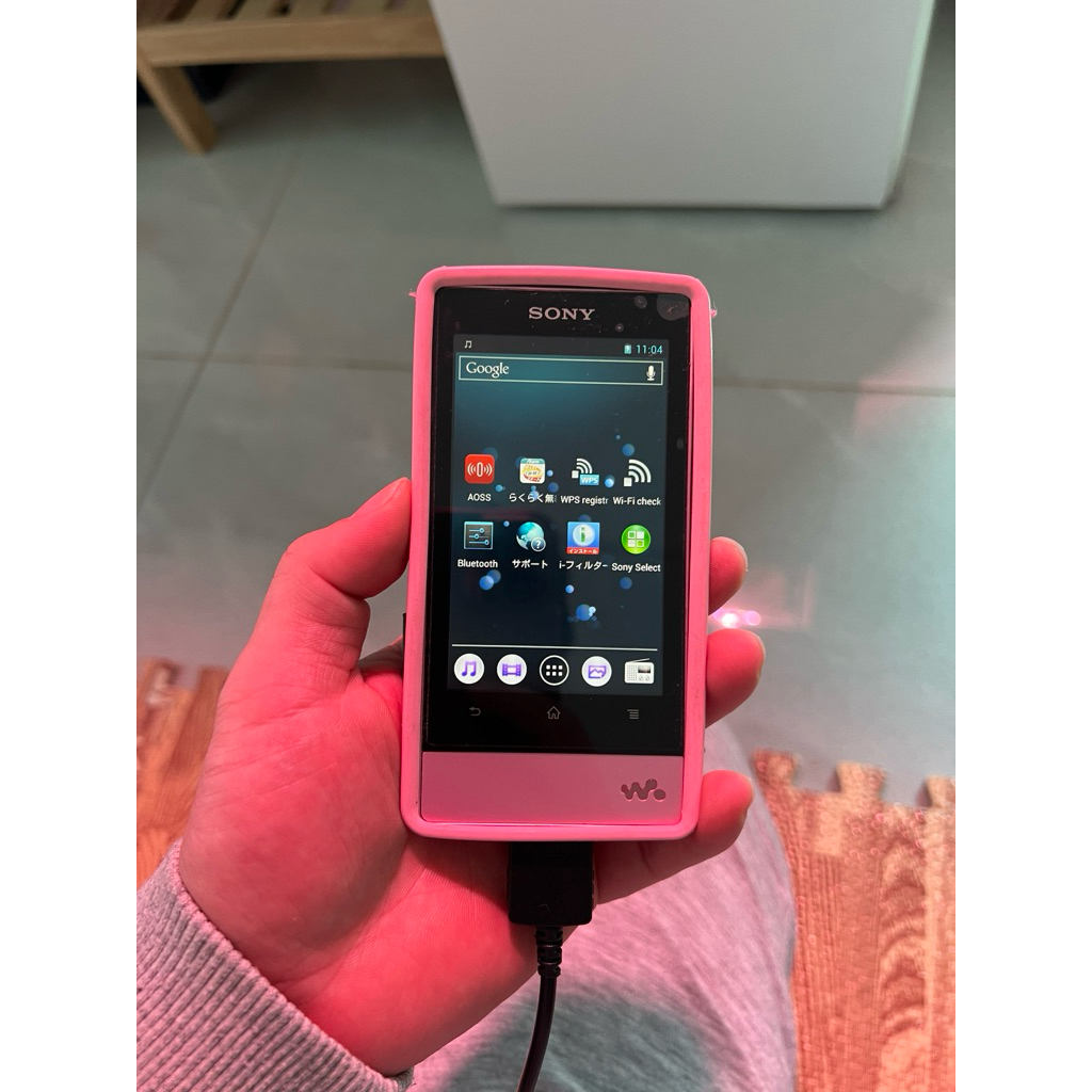 Máy nghe nhạc sony wn F805 đẹp