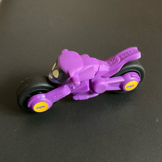 Mô hình xe trứng Kinder Joy