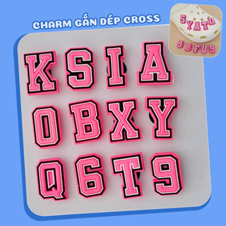 Charm chữ cái gắn dép cross, sticker gắn dép sục mẫu chữ hồng