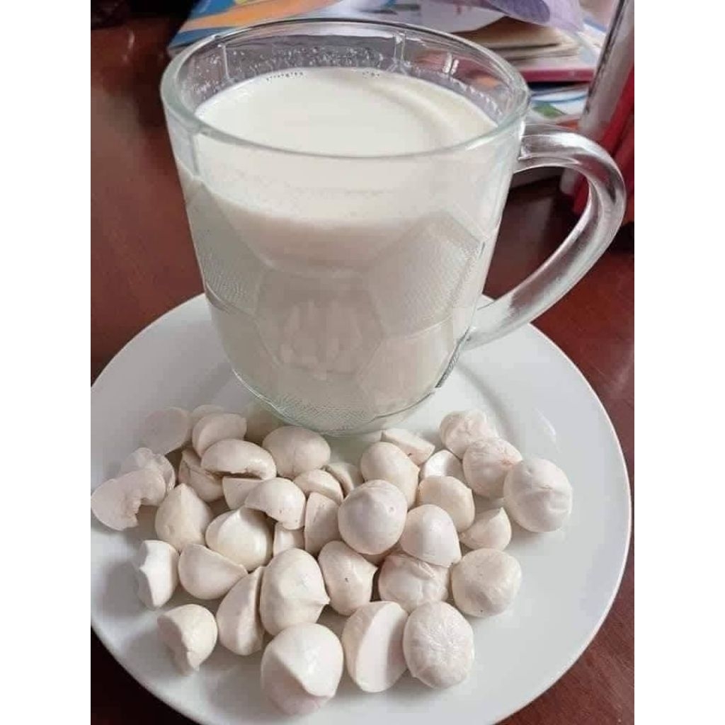 Nhân macca sống vỡ đôi nấu sữa hạt