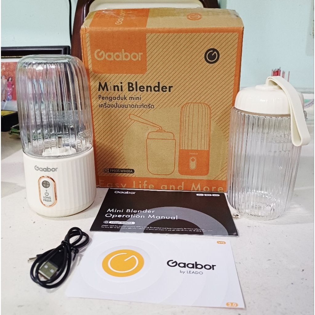 Máy xay sinh tố cầm tay Gaabor FP03T-WH01A 280ml và 350ml