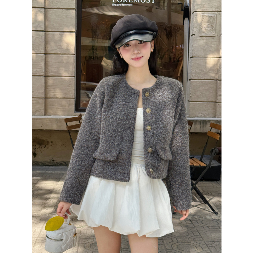 Áo Khoác Dạ Nữ Tweed Bông Xù Dáng Ngắn Cổ Tròn Túi Nắp 3 Màu Nâu,Kem,Đen diện thu đông siêu xinh new 2026 | BigBuy360 - bigbuy360.vn