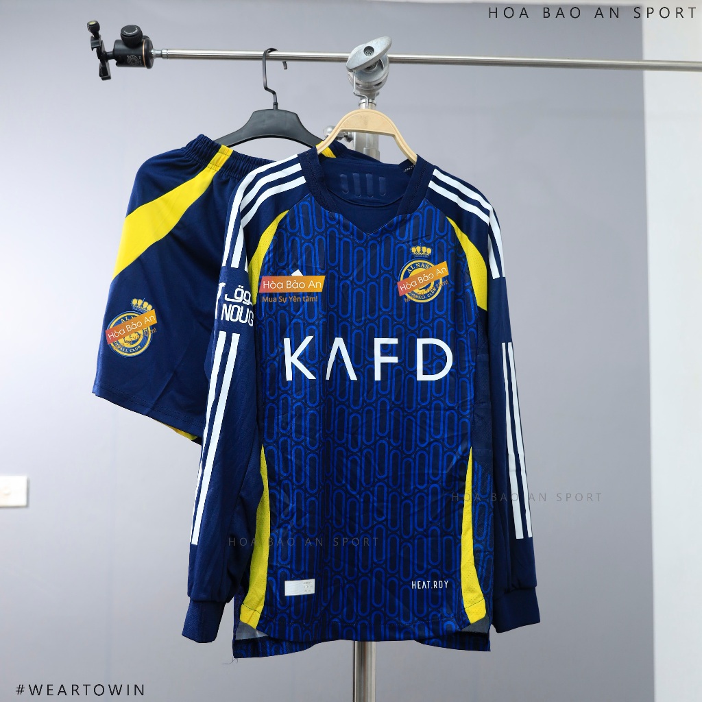 In theo yêu cầu - Áo Bóng Đá, Đồ Đá Banh Dài tay CLB AL Nassr 2025 màu xanh than - chất vải thái cao