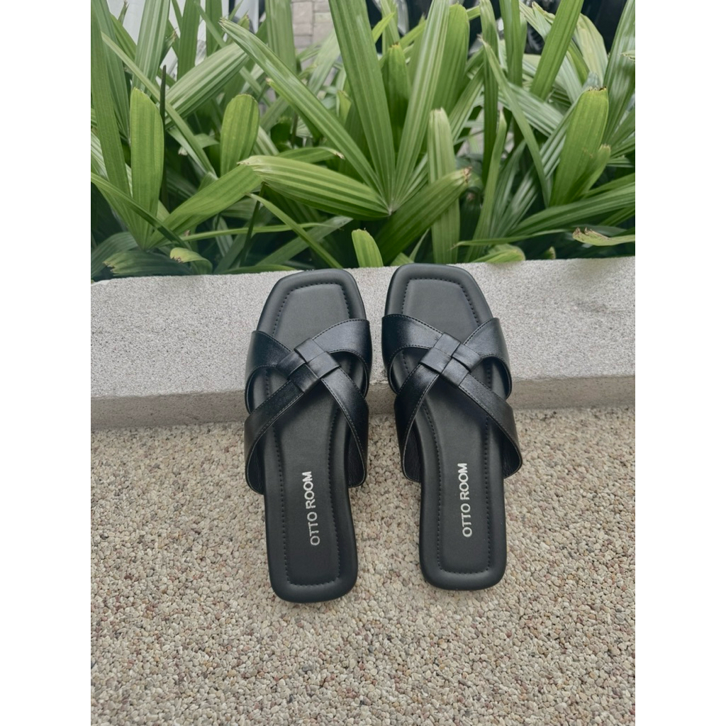 Dép bệt nữ thời trang đan chéo xinh xắn phù hợp mang đi chơi Otto Room, mã Đan (FORM BÉ)
