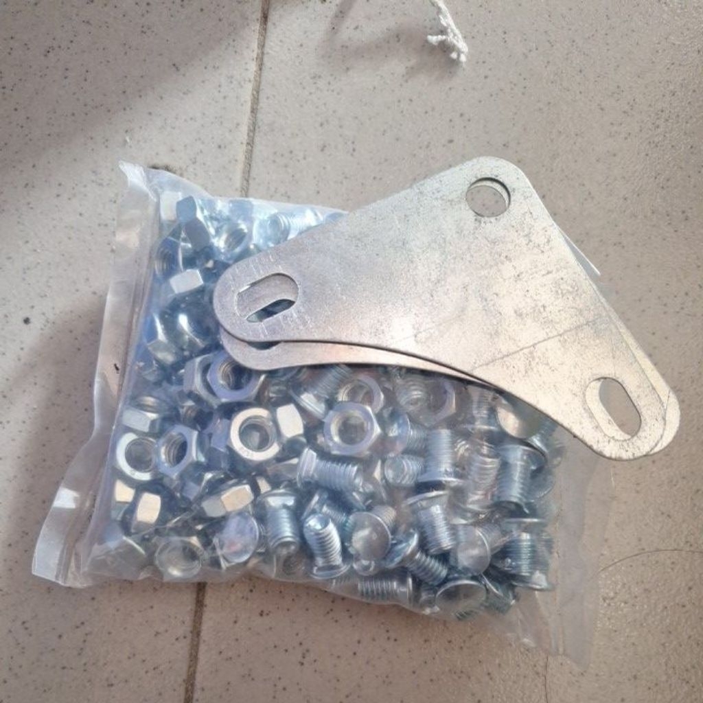 Ốc siết kệ V lỗ, ke góc vuông kệ V lỗ, ốc bắt kệ V lỗ