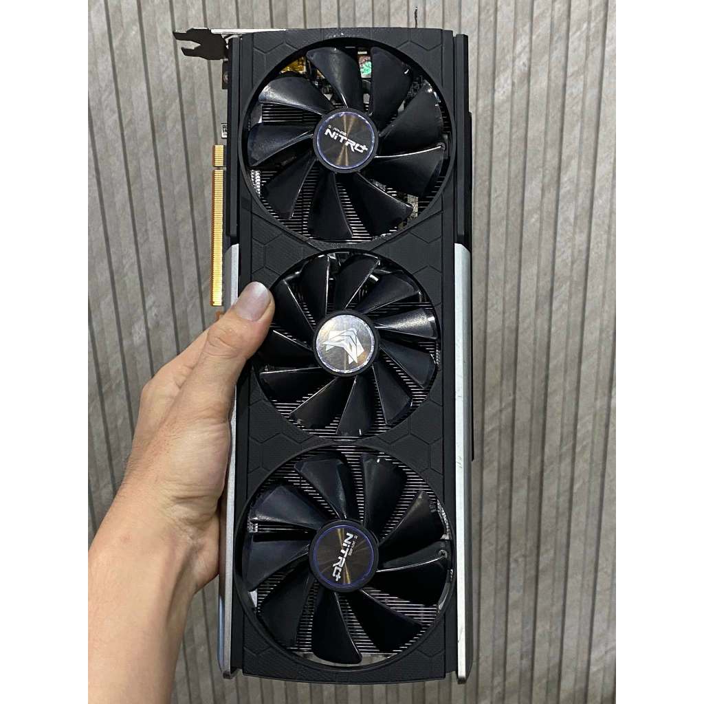 CARD MÀN HÌNH RX 5700XT SAPPHIRE NITRO ĐẸP MÊ