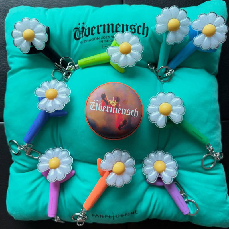 (CHÍNH HÃNG) Móc khoá Mini Light Keyring G-Dragon Official