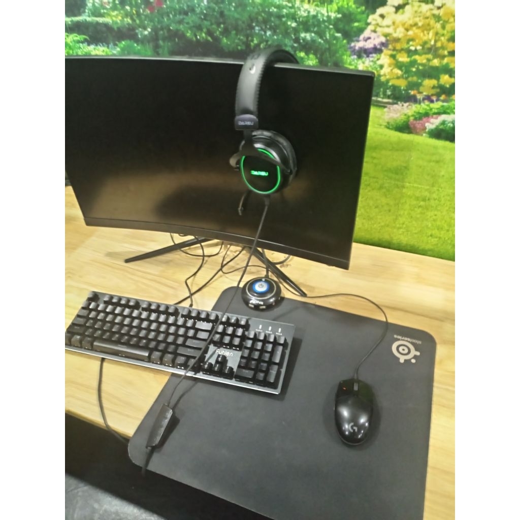 màn hình Msi 27inch cong 250hz