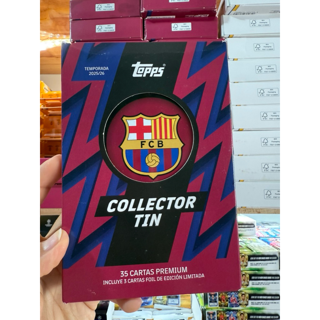 [ Barcelona Collector Tin ] Topps FC Barcelona Collector Tin Hộp Chứa Thẻ Cầu Thủ CLB Barcelona 2025