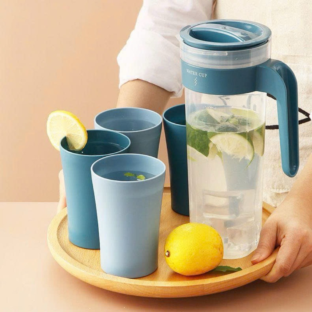 BÌNH NƯỚC 1l KÈM 4 LY TIỆN LỢI