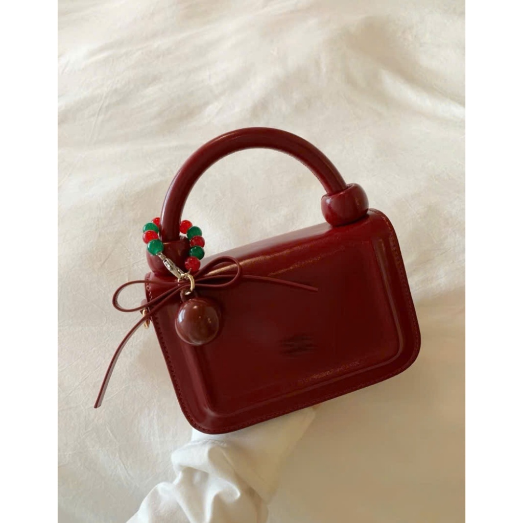Túi Chiiii Oooo Túi Đỏ Sang Trọng Kèm Charm Cherry