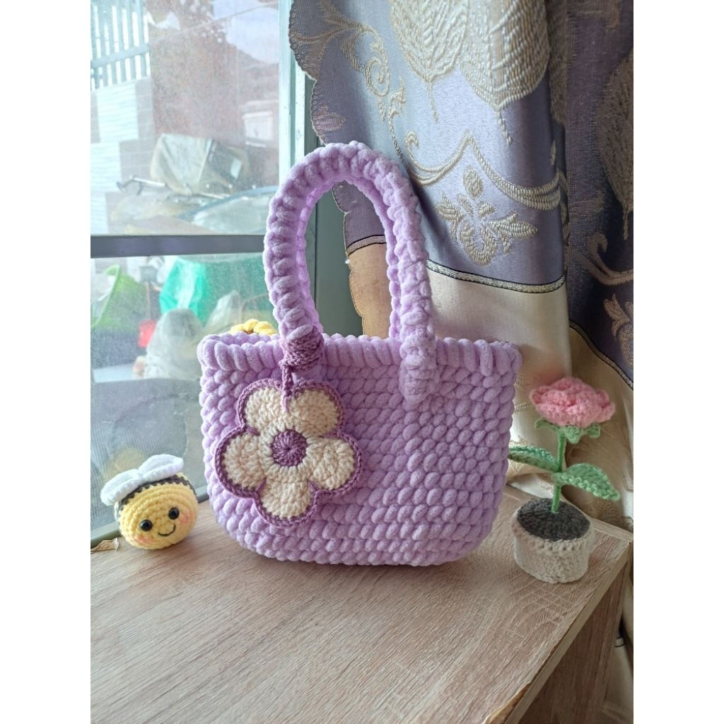 Túi earpods, túi tỏi hoa 5 cánh bằng len handmade