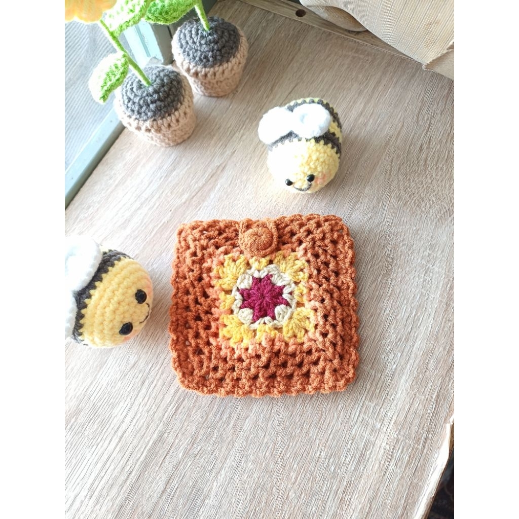 Túi/Ví card , đựng earpods, thẻ hoa văn 01 bằng len handmade