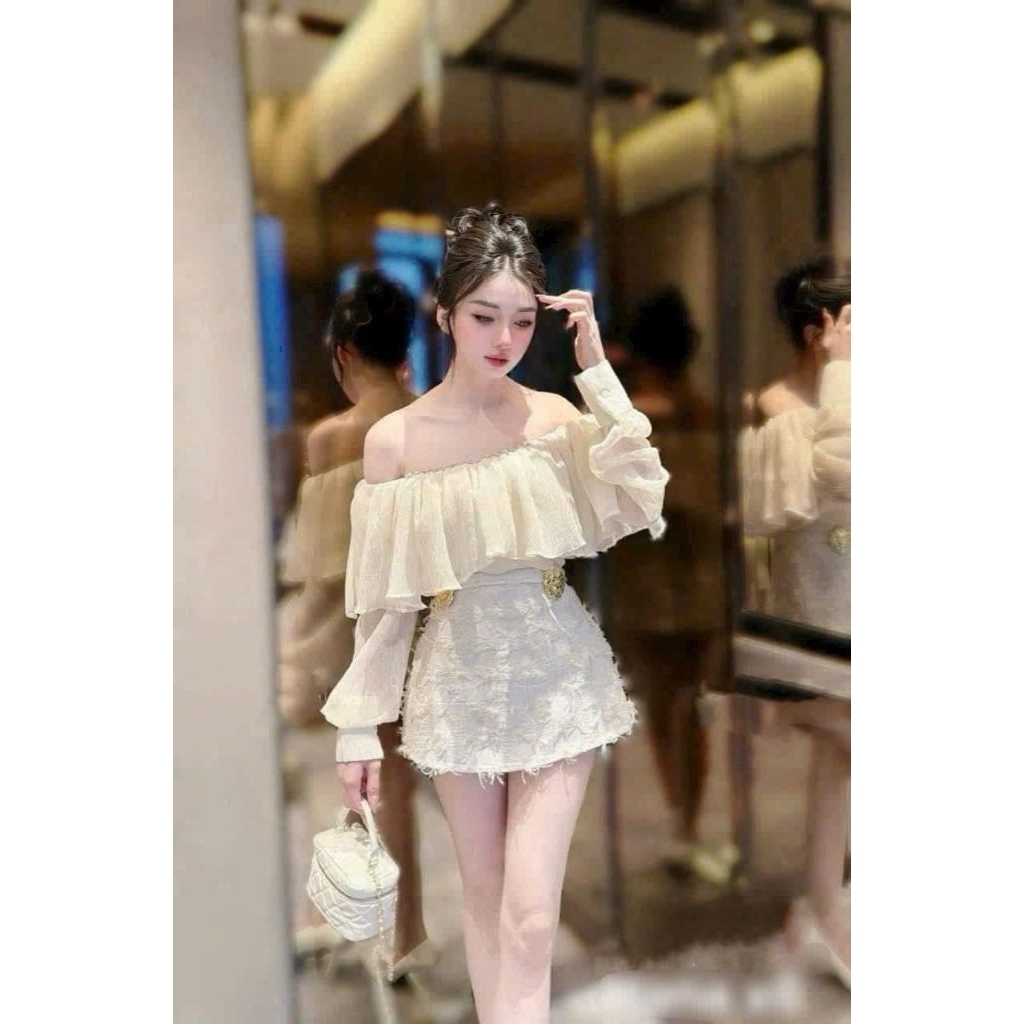 Set áo trễ vai lông vũ kèm phụ kiện và chân váy dạ có lót S70