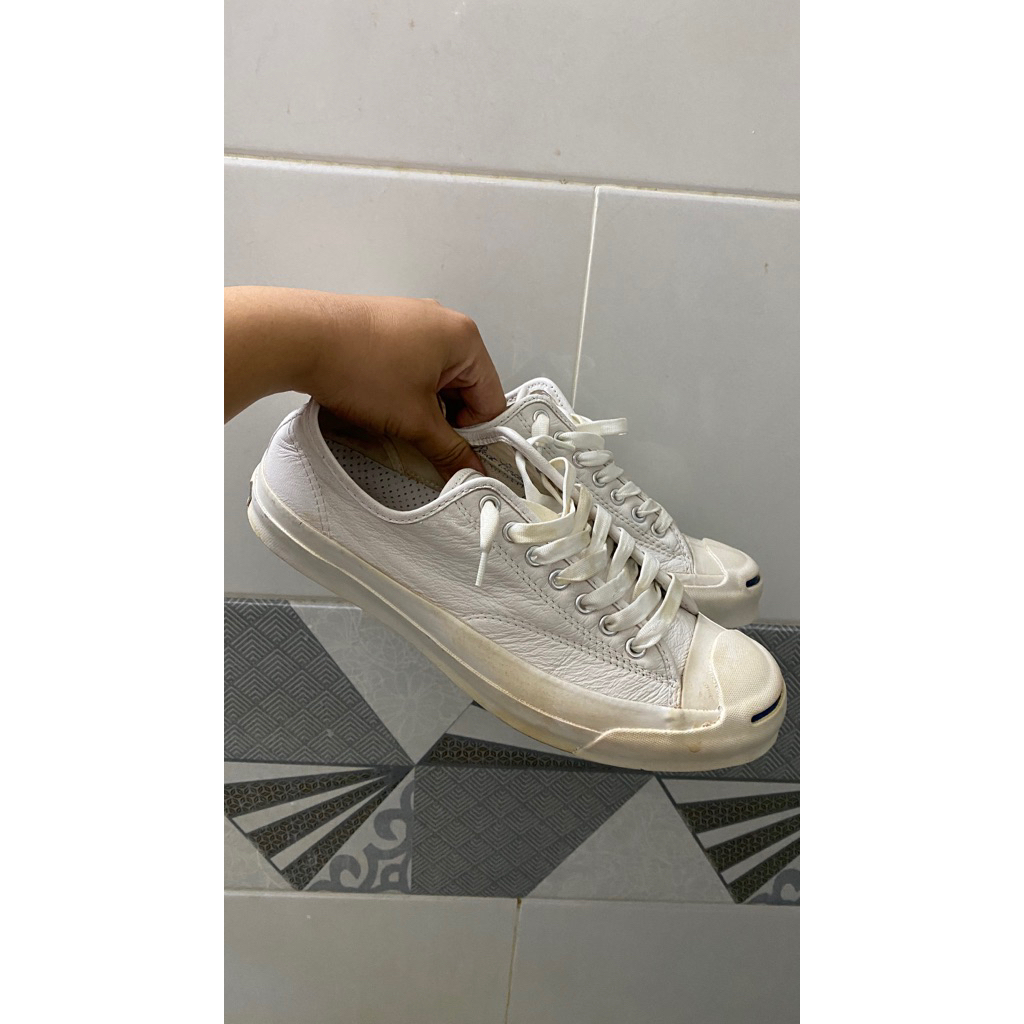 sneaker trắng all white size 9Us con vẹt