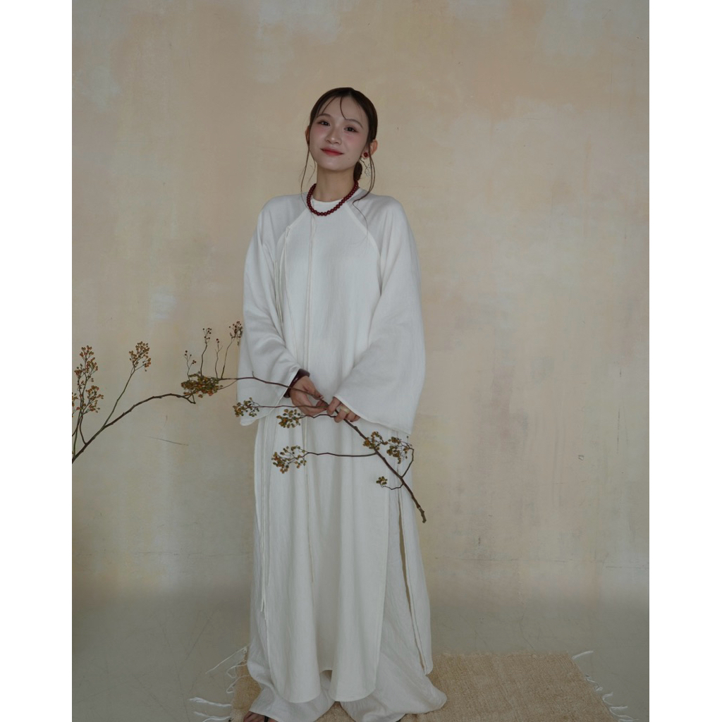 𝐂𝐇𝐈 𝐃𝐀𝐎 | mir.byhi | Áo dài truyền thống 4 tà linen TẾT | BigBuy360 - bigbuy360.vn