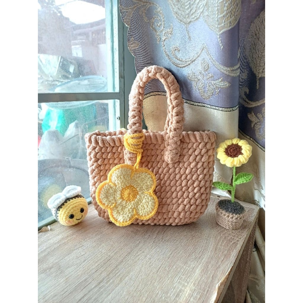 Túi earpods, túi tỏi hoa 5 cánh bằng len