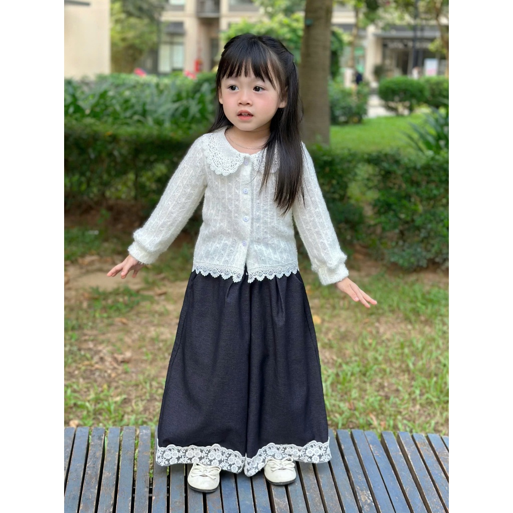 ÁO LEN CỔ SEN REN BÉ GÁI_POOL KIDS