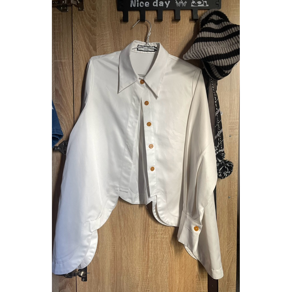 Áo sơ mi kiểu Iris boutique