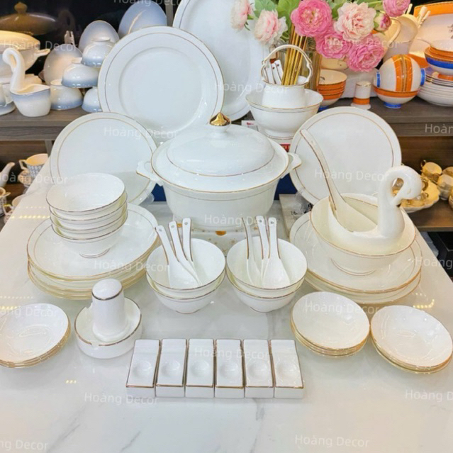 Bộ Chén Đĩa Sứ Xương Trắng  Viền Vàng Cao Cấp. Bộ Bát Đĩa Cho 10 Người Ăn Bao Gồm 70 Chi Tiết.