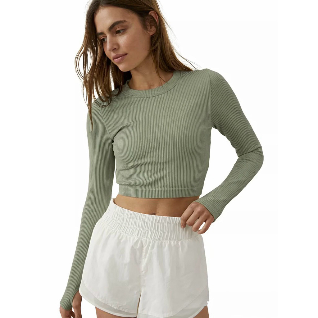 Áo croptop thể thao C0TT0N 0N