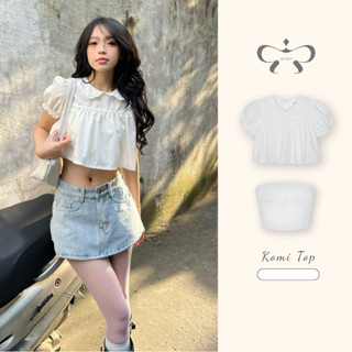  AREUM Áo Croptop Cổ bèo tay bồng KOMI Top kèm áo ống 