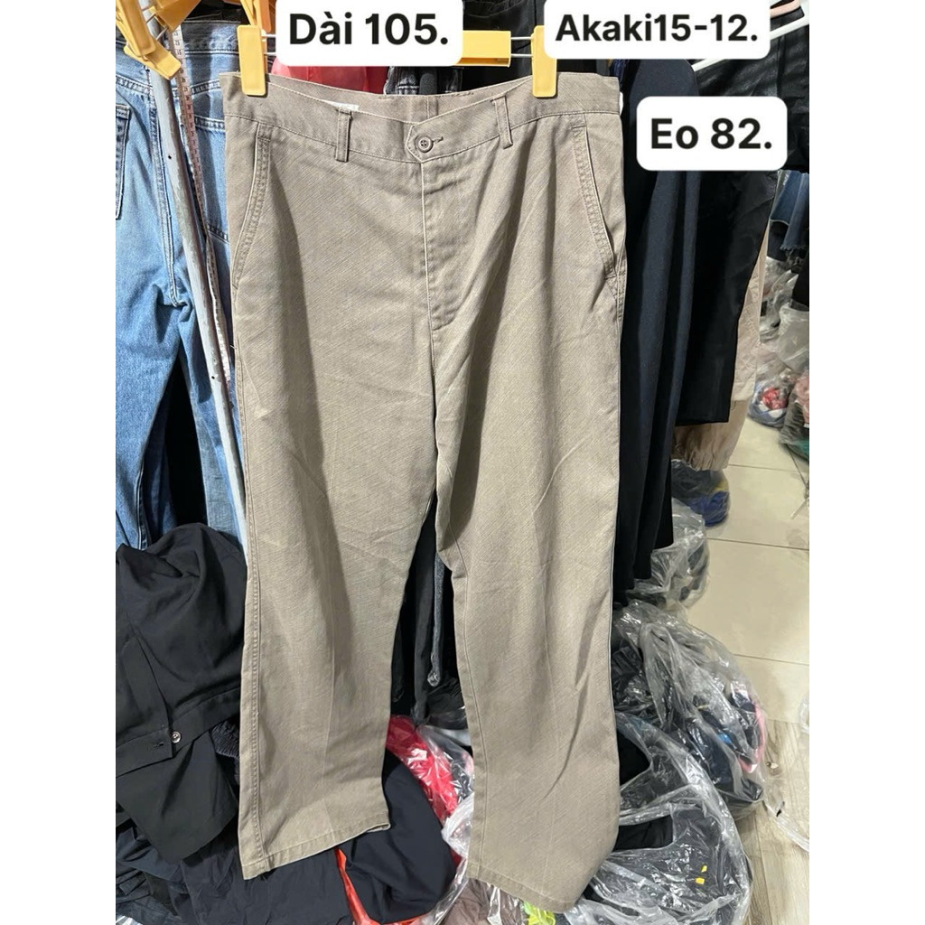 Quần dài kaki nam eo 82cm, dài 105cm.