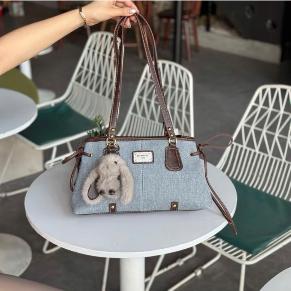 Túi Xách Nữ Tote Da Lộn Size 34cm Kèm Charm Thỏ Túi Đeo Vai Dung Tích Lớn Phong Cách Hàn Quốc - HT539 | BigBuy360 - bigbuy360.vn