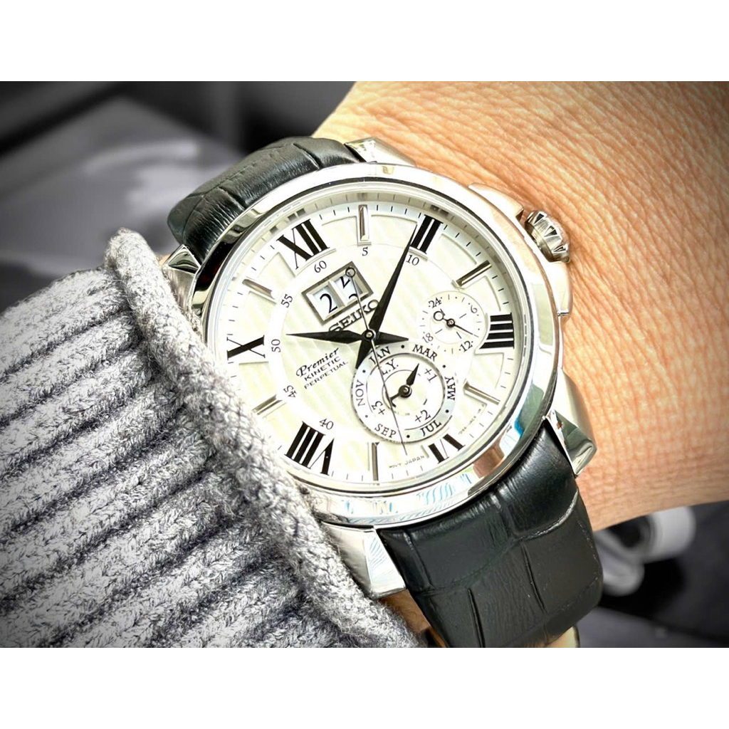 Đồng Hồ Nam Seiko SNP143P1 Kinetic Size 42.9 Premier Sapphire Perpetual