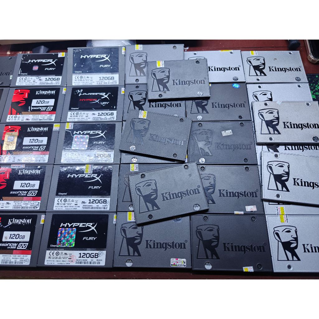 Ổ cứng SSD chuẩn 2.5in Sata 3 tháo máy chính hãng Kingston sức khỏe tốt + tặng kèm cable Sata 3 | BigBuy360 - bigbuy360.vn