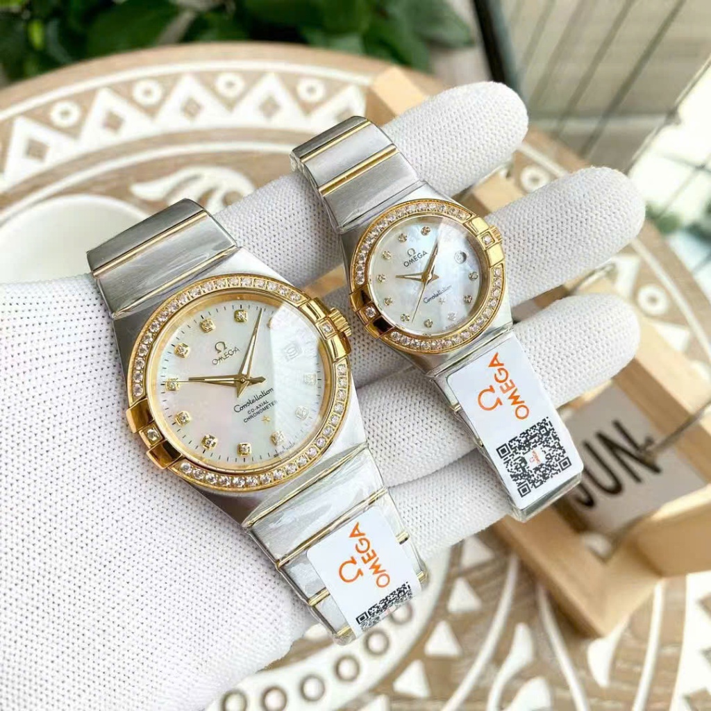 Combo đồng hồ đôi đeo tay dây kim loại máy pin 0mega nam 40mm nữ 28mmm fullbox cao cấp chống nước